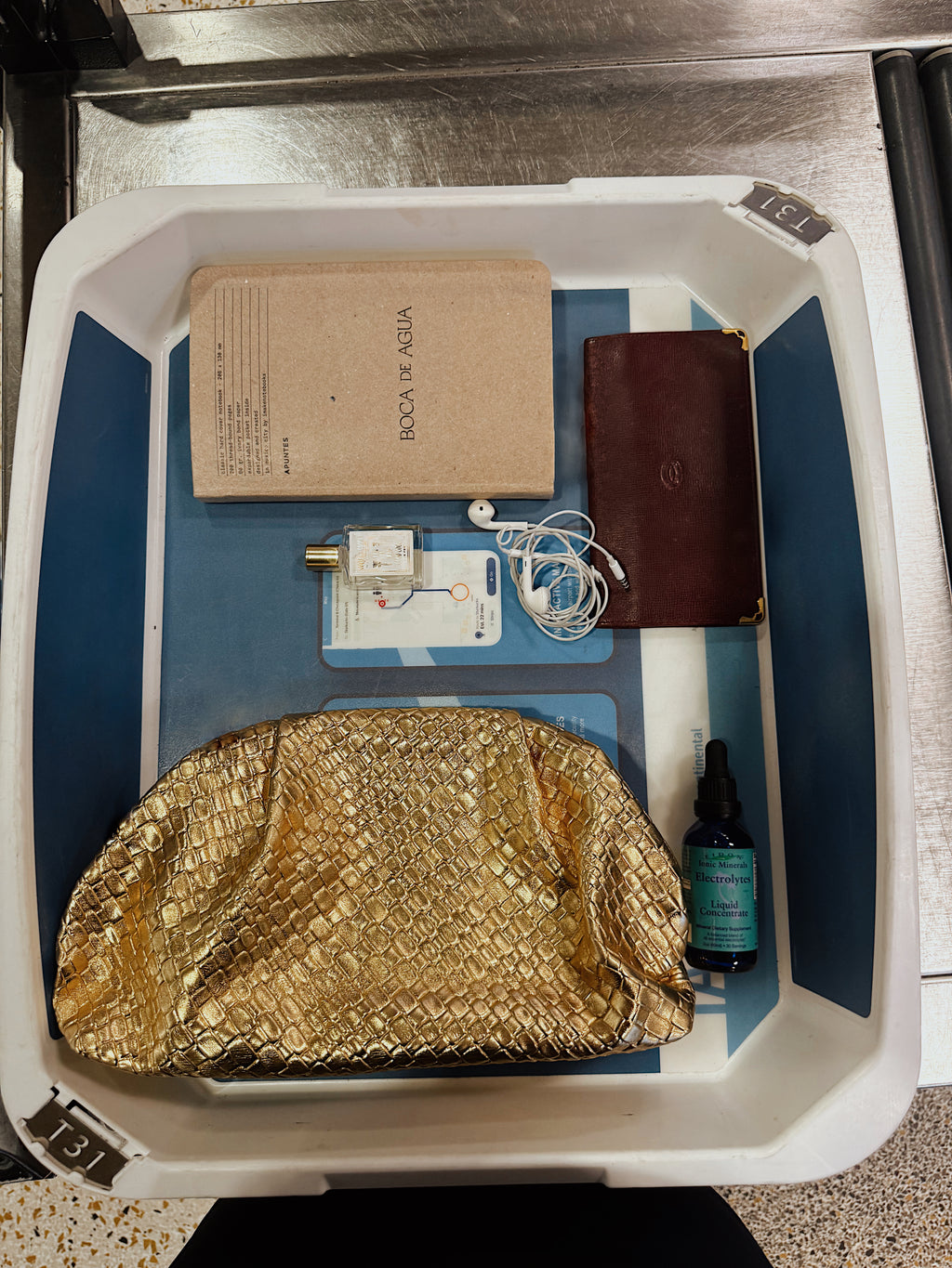 The Pouch Clutch